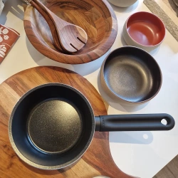 Guzzini Cook & Color S�spanna Svart 16 cm