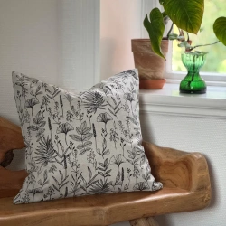 Recycled by Wille Ralf Kuddfodral Linne/Svart 50x50