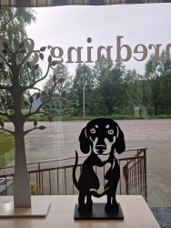 Lonneberg - Tax Hund Svart struktur St�l 28 cm