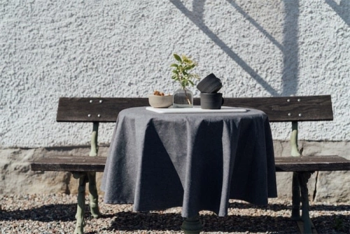 Recycled by Wille - Hedvig Bordsduk Avtorkbar M�rkgr� Rund 160