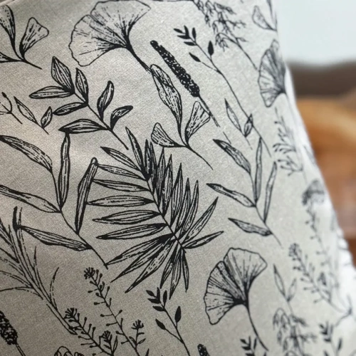 Recycled by Wille Ralf Kuddfodral Linne/Svart 50x50