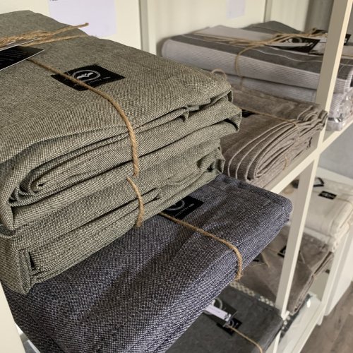 Recycled by Wille - Hedvig Duk Avtorkbar Olivgrn/Beige 140x310