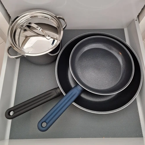 Guzzini Cook & Color Stekpanna Bl� 24 cm