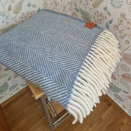 Klippan Yllefabrik Ullfilt Herringbone Bl� Cloudy Blue 130x180