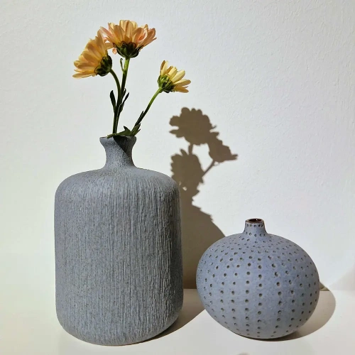 Lindform - Vas Bottle Medium SandLight Blue 11 cm