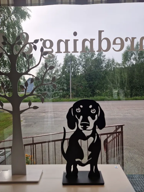 Lonneberg - Tax Hund Svart struktur St�l 28 cm